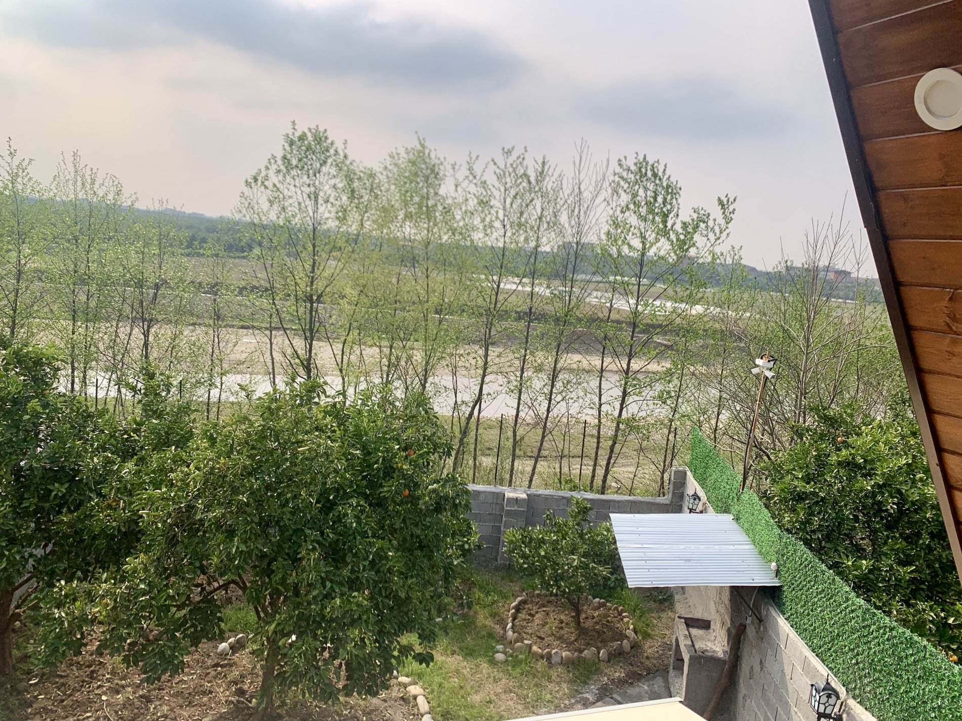 کلبه یک خوابه سوئیسی جکوزی دار دژاوو، بابلکنار