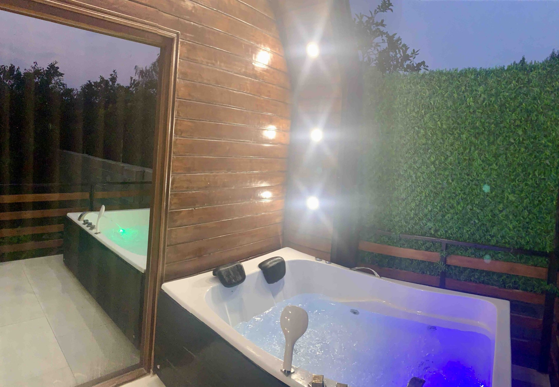 کلبه یک خوابه سوئیسی جکوزی دار دژاوو، بابلکنار