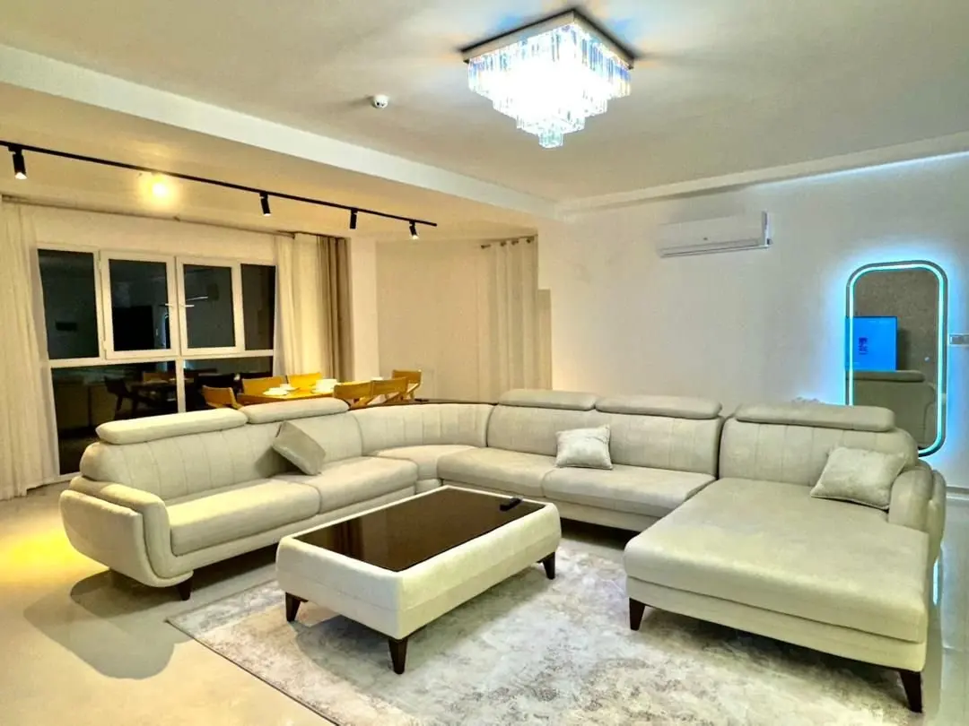 آپارتمان سه خوابه چمران - واحد 5