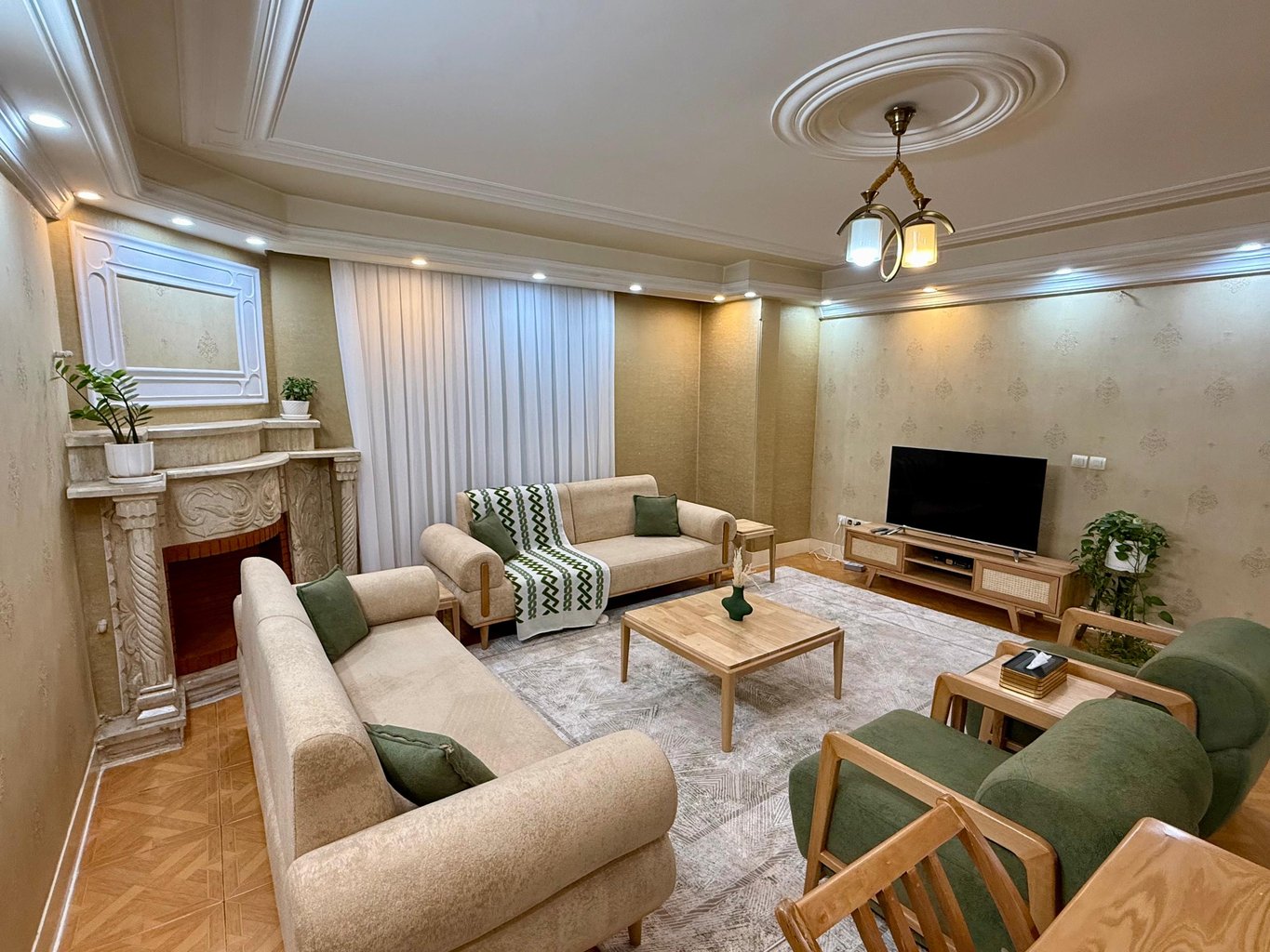 آپارتمان دو خوابه معالی آباد واحد 202 