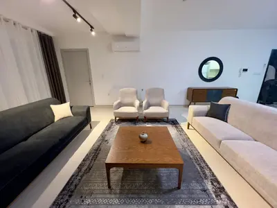 آپارتمان سه خوابه چمران 1