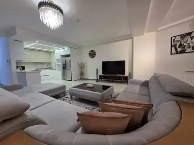 آپارتمان سه خوابه جکوزی دار چمران واحد 6