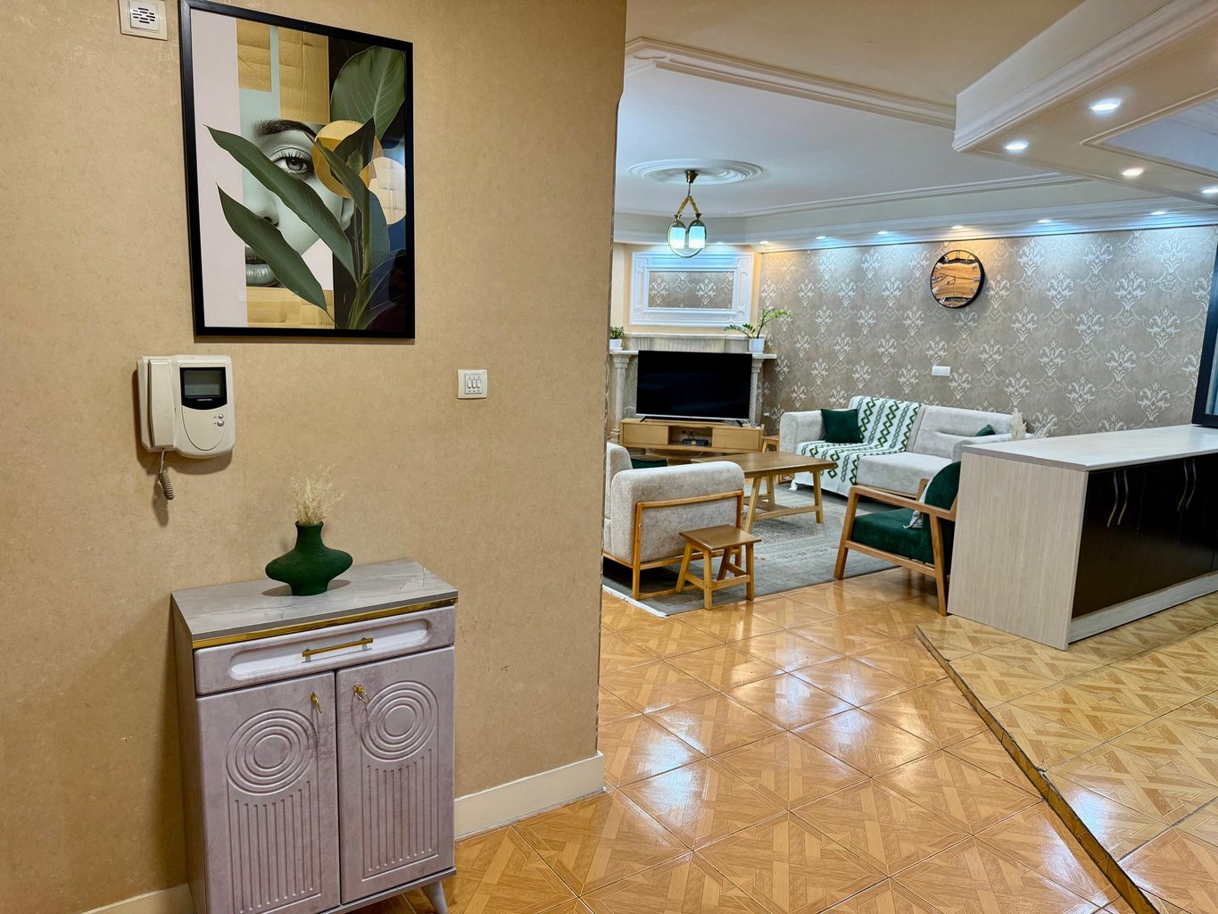 آپارتمان دو خوابه معالی آباد واحد 201