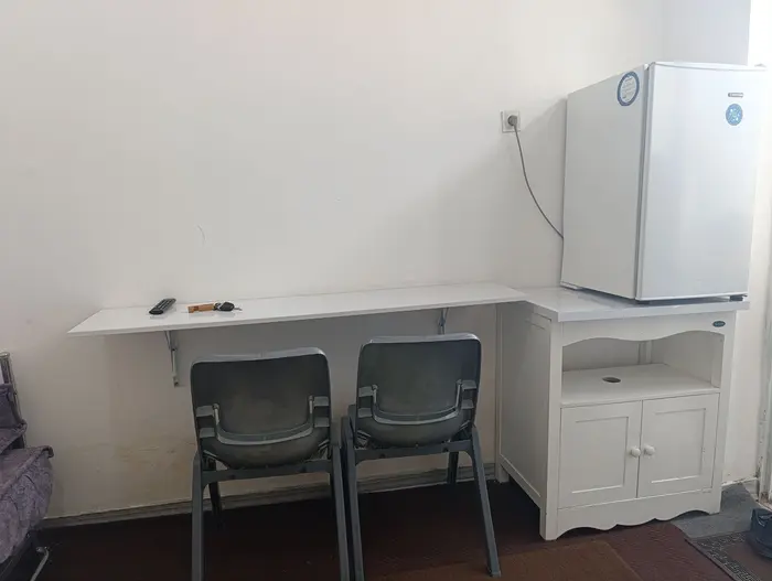 سوئیت فلت کشوری - میز نهار خوری