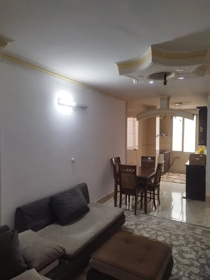 آپارتمان یک خوابه نقلی اندیشه