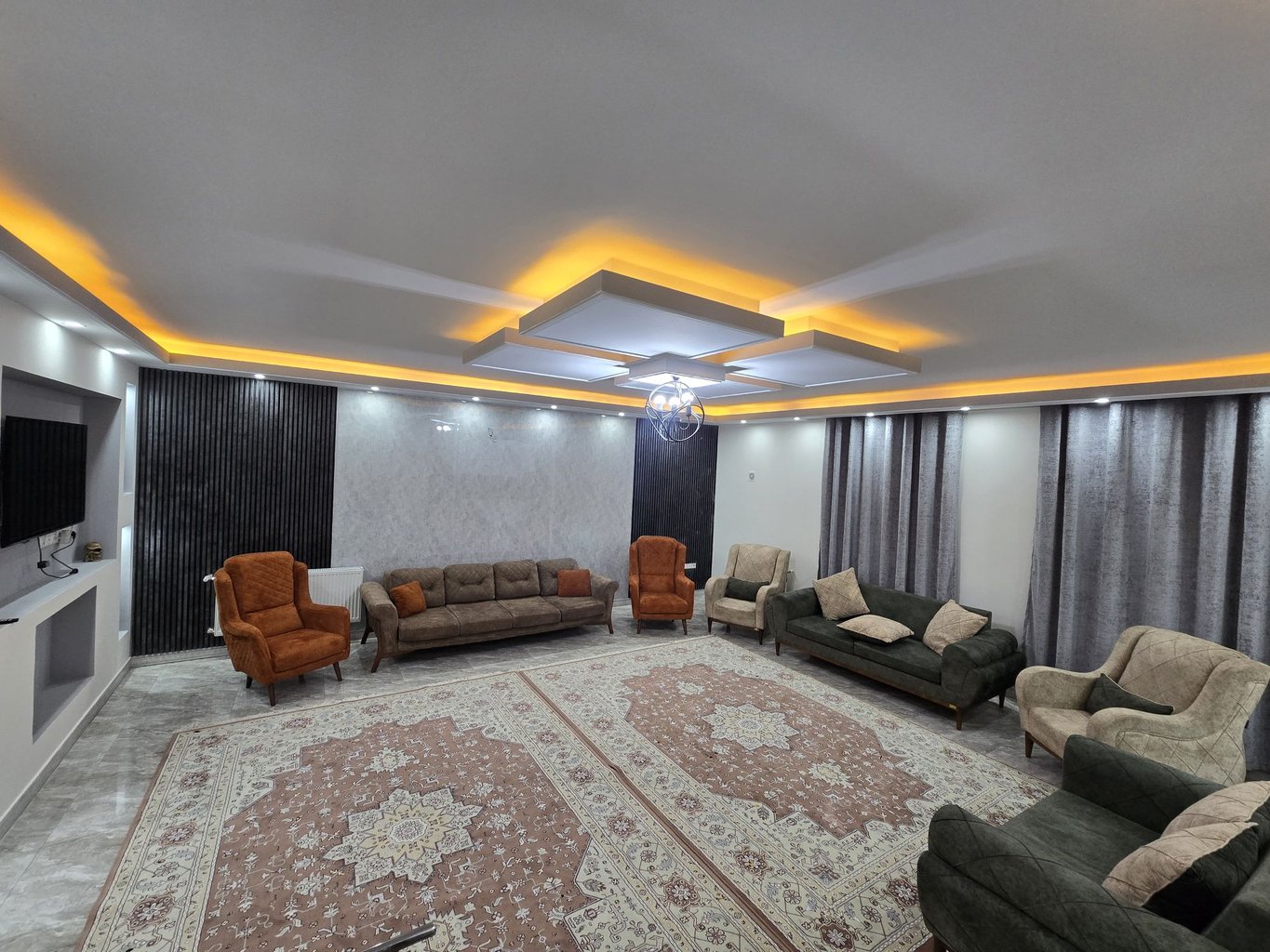 دوخوابه باغ اناری