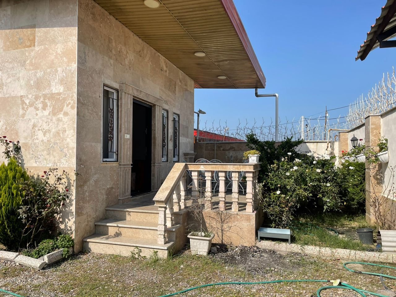 ویلا دوخوابه استخردار آبگرم فلاح 2