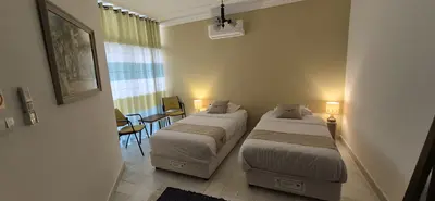 هاستل گُدار - واحد فرشته