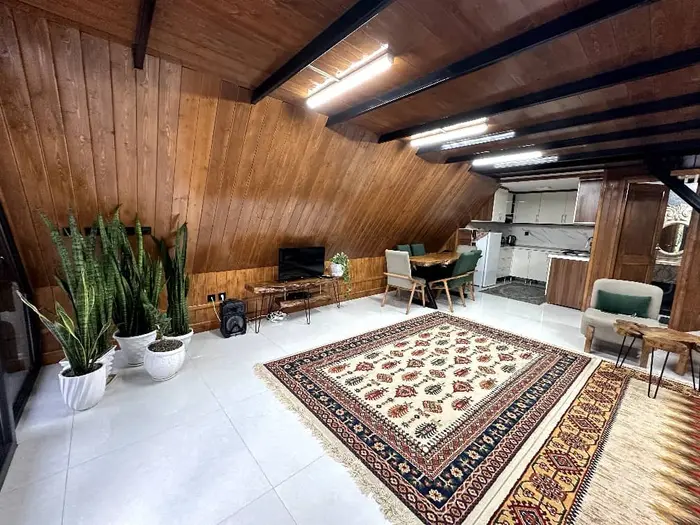 کلبه یک خوابه سوئیسی باران 1