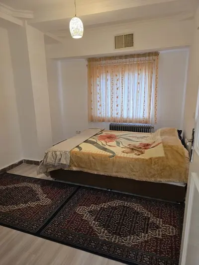 آپارتمان دوخوابه خانه مهر 2