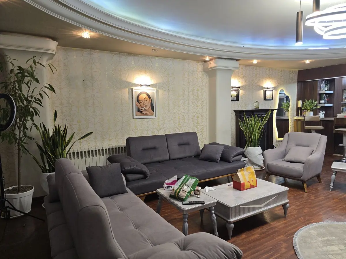 آپارتمان دوخوابه تَچَر