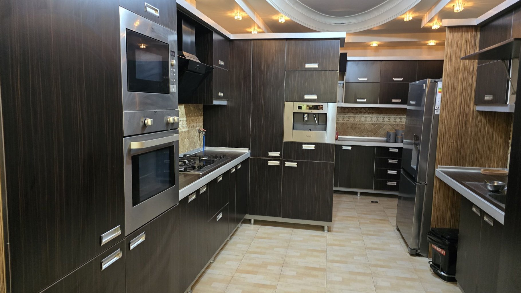 آپارتمان یک خوابه تچر 1