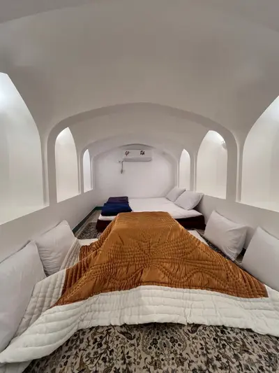 اقامتگاه سنتی دلنواز 1 - واحد ایراندخت چهار