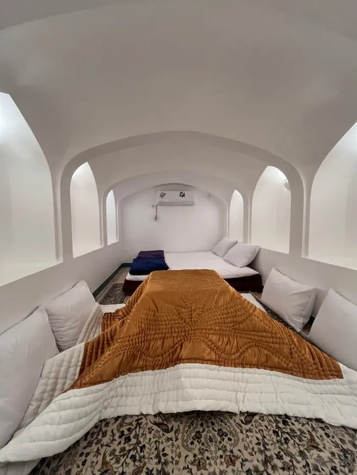 اقامتگاه سنتی دلنواز 1 - واحد ایراندخت چهار