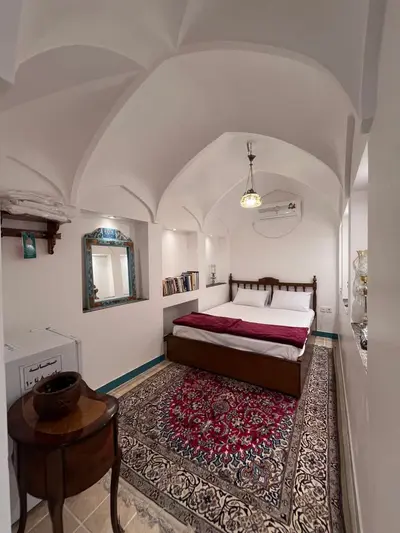 اقامتگاه سنتی دلنواز 1 - واحد ایراندخت چهار