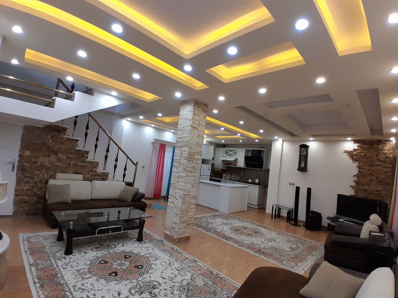 ویلا دوخوابه دوبلکس زیباکنار