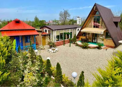 کلبه دوخوابه استخردار آبگرم طاووس