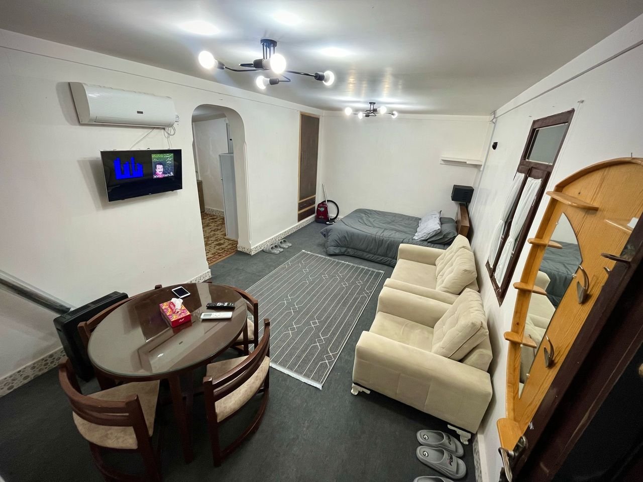 فلت خانه باغ روجا