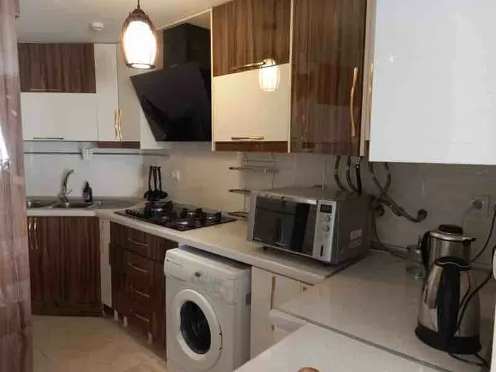 آپارتمان دوخوابه حقیقت - انتخاب عنوان تصویر