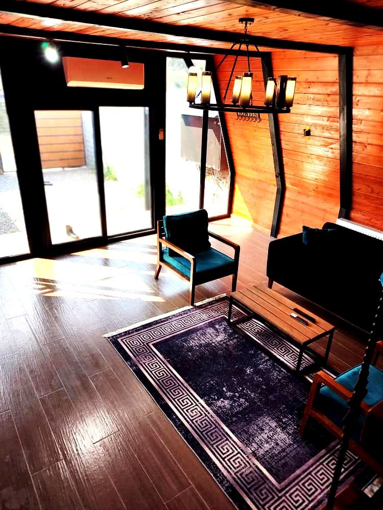 کلبه دوخوابه استخردار آبگرم بهارستان 1