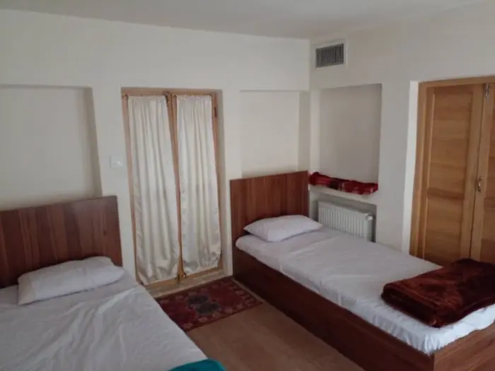 اقامتگاه سنتی اقامتگاه سنتی قائلی ۲۰۱ بالا