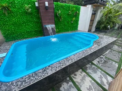 کلبه دوخوابه سوئیسی استخردار آبگرم گل آقا