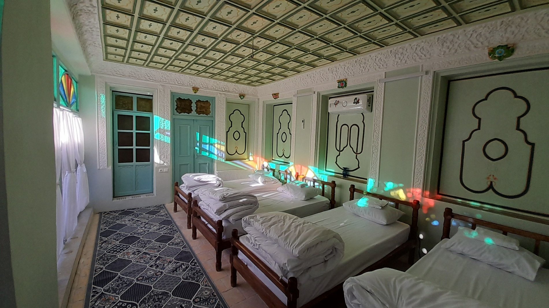 سووشون - واحد شاهنشین