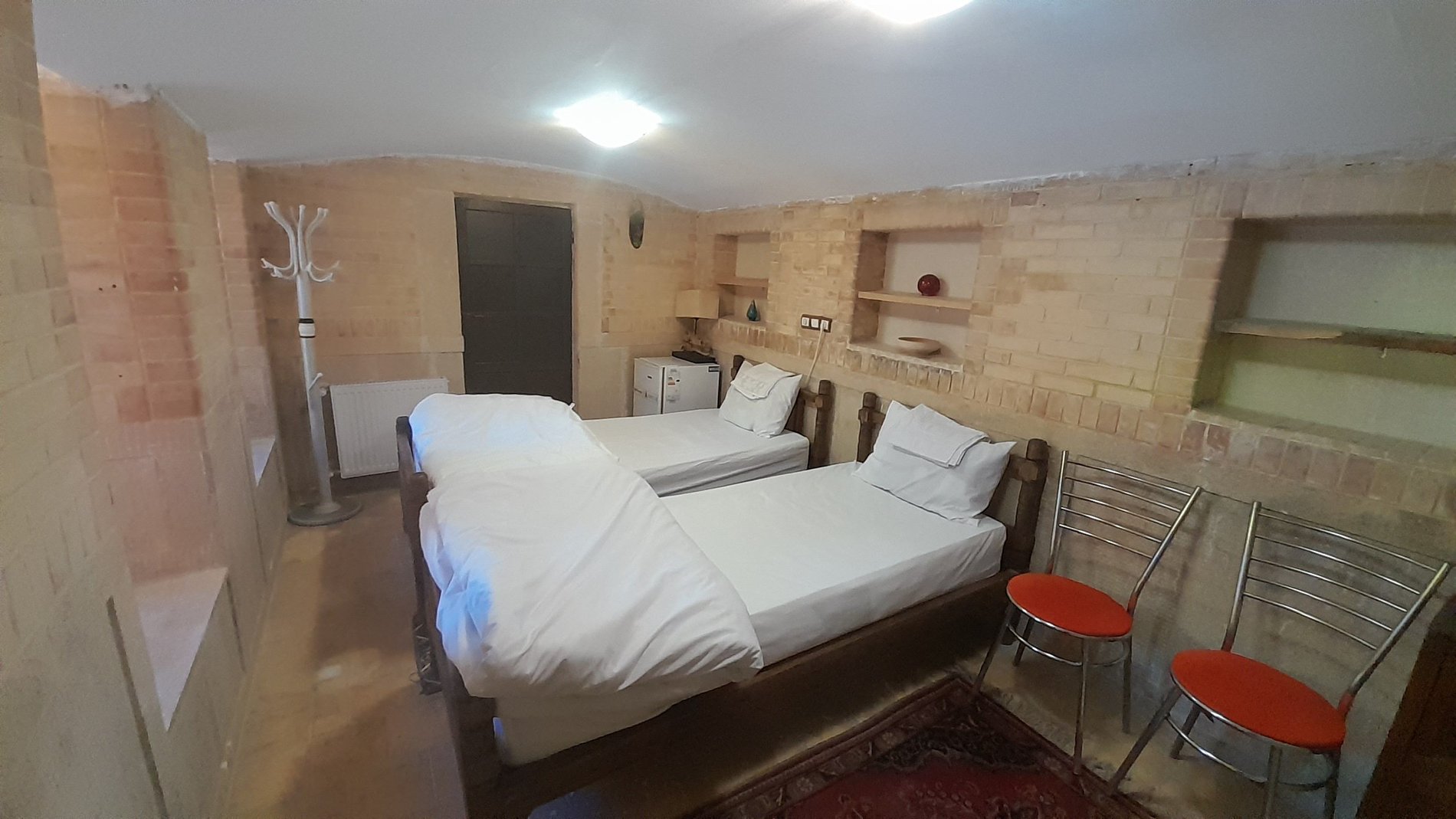 سووشون - واحد دنج