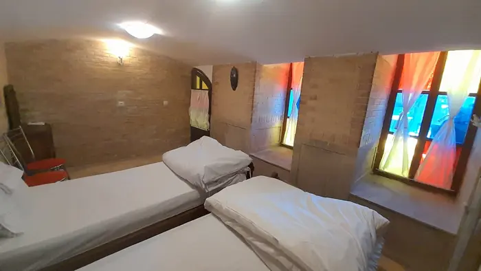 بوم گردی سووشون - واحد دنج