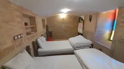 بومگردی سووشون - واحد دنج