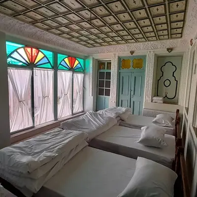 بومگردی سووشون - واحد شاهنشین