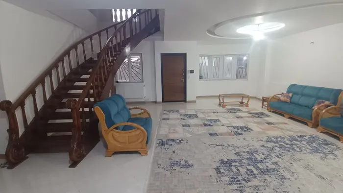 ویلا سه خوابه استخردار آبگرم فروزانفر - پذیرایی