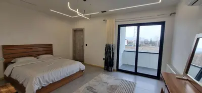 ویلا چهارخوابه تریپلکس استخردار آبگرم دژاوو