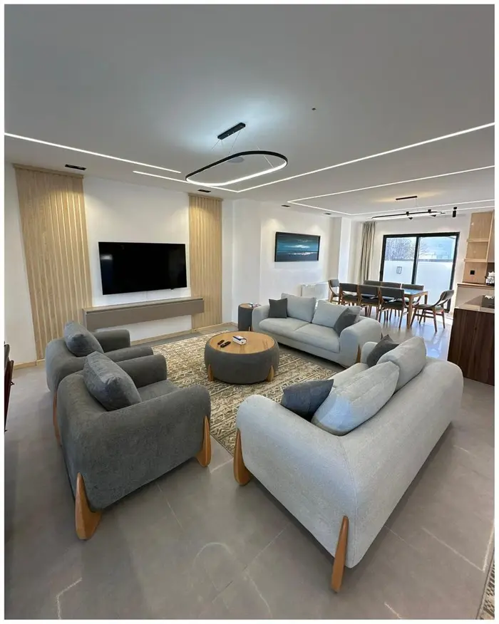 ویلا چهارخوابه تریپلکس استخردار آبگرم دژاوو - نشیمن در طبقه همکف