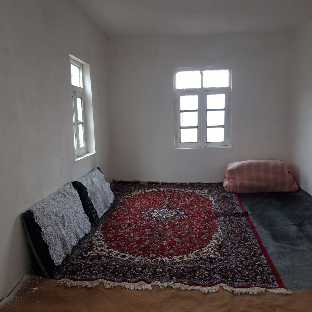 کلبه یک خوابه جنگلی بره سر