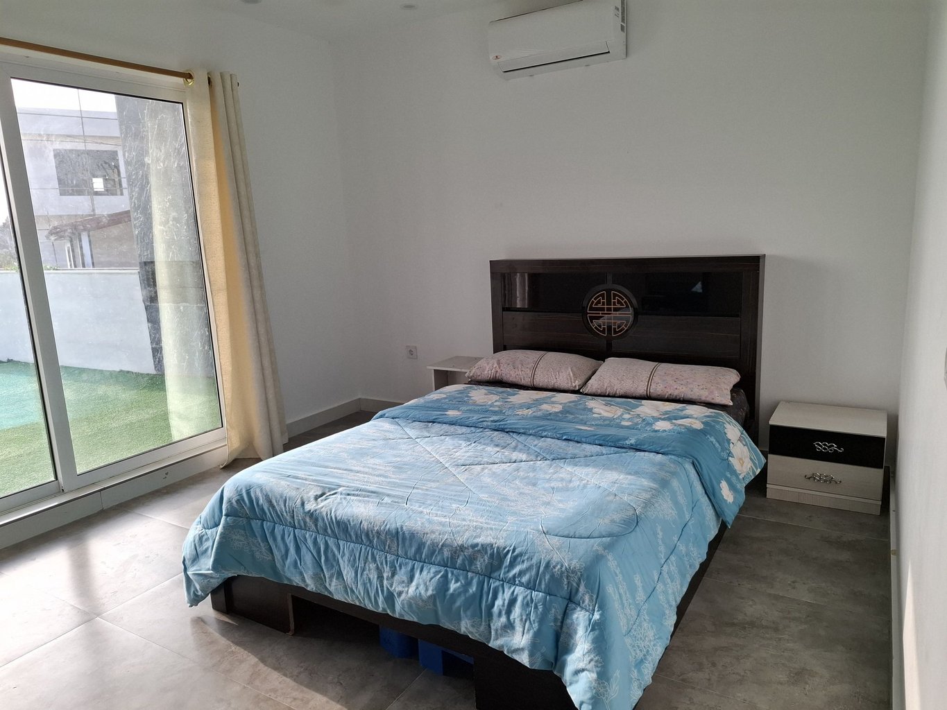 ویلا سه خوابه ساحلی استخردار آبگرم صدف 2