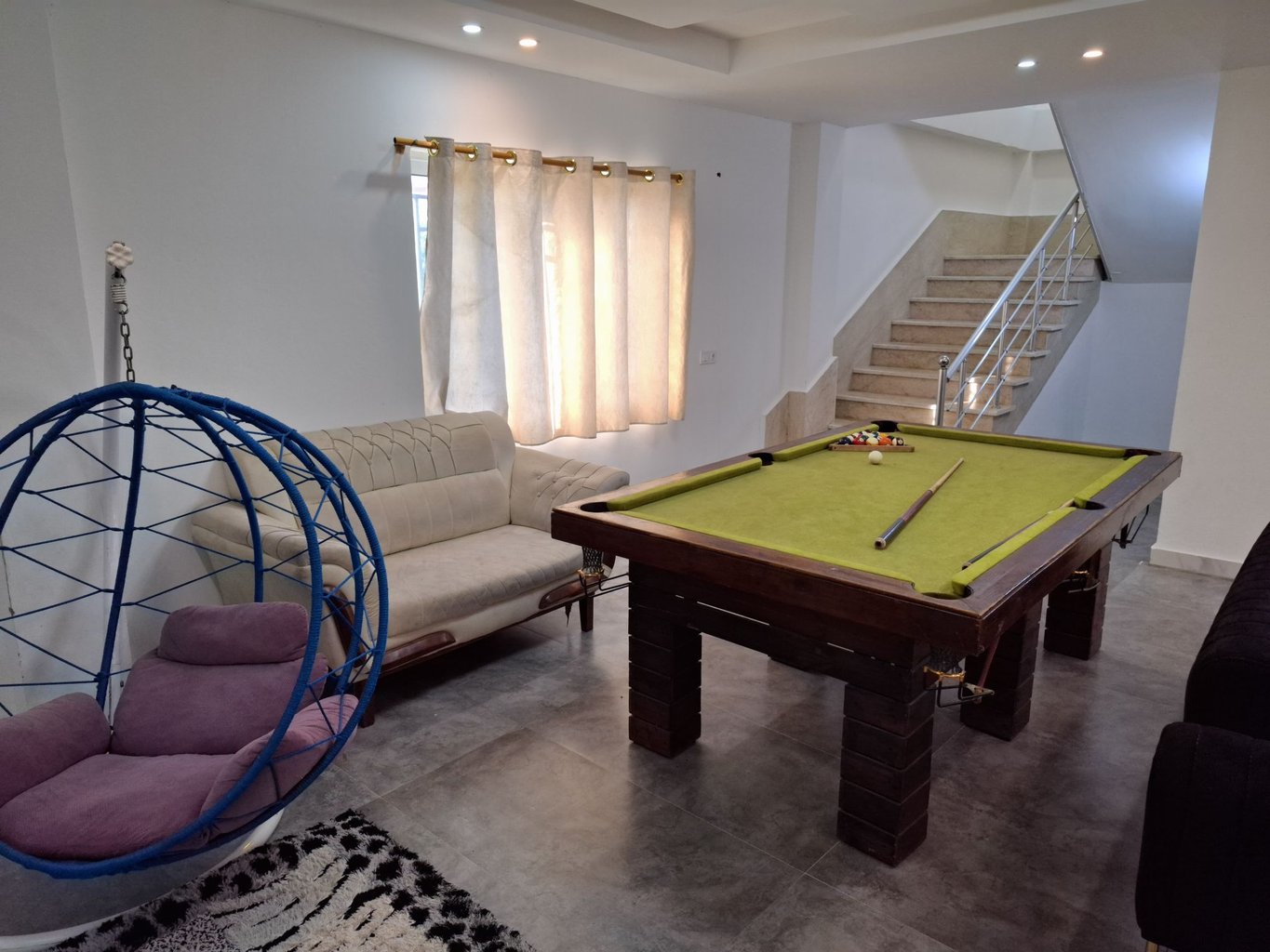 ویلا سه خوابه ساحلی استخردار آبگرم صدف 2