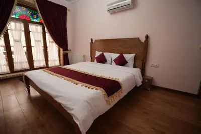 اقامتگاه سنتی جیران 1 - واحد مهرگان دبل 2 نفره