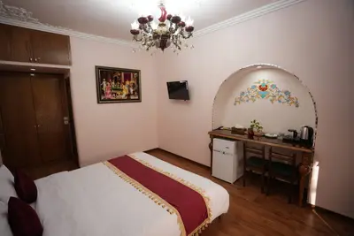 اقامتگاه سنتی جیران 1 - واحد مهرگان دبل 2 نفره