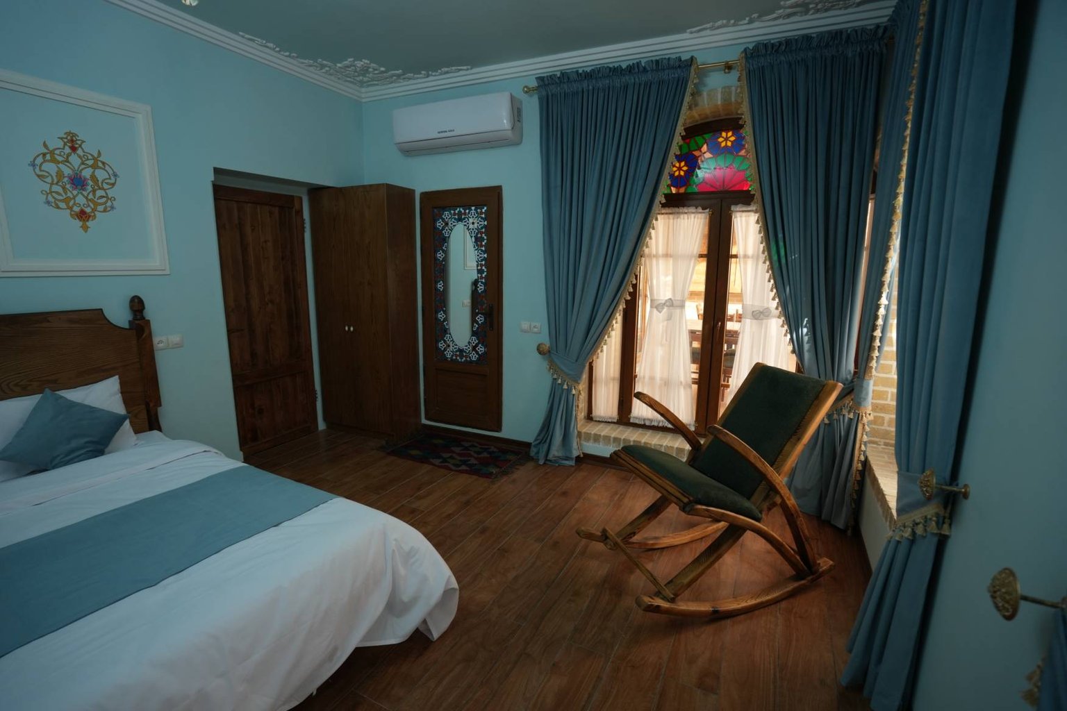 اقامتگاه سنتی جیران 1 - واحد پرنیان 4 نفره