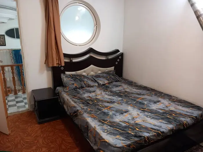 آپارتمان دوخوابه دوبلکس هفتاد و دوتن