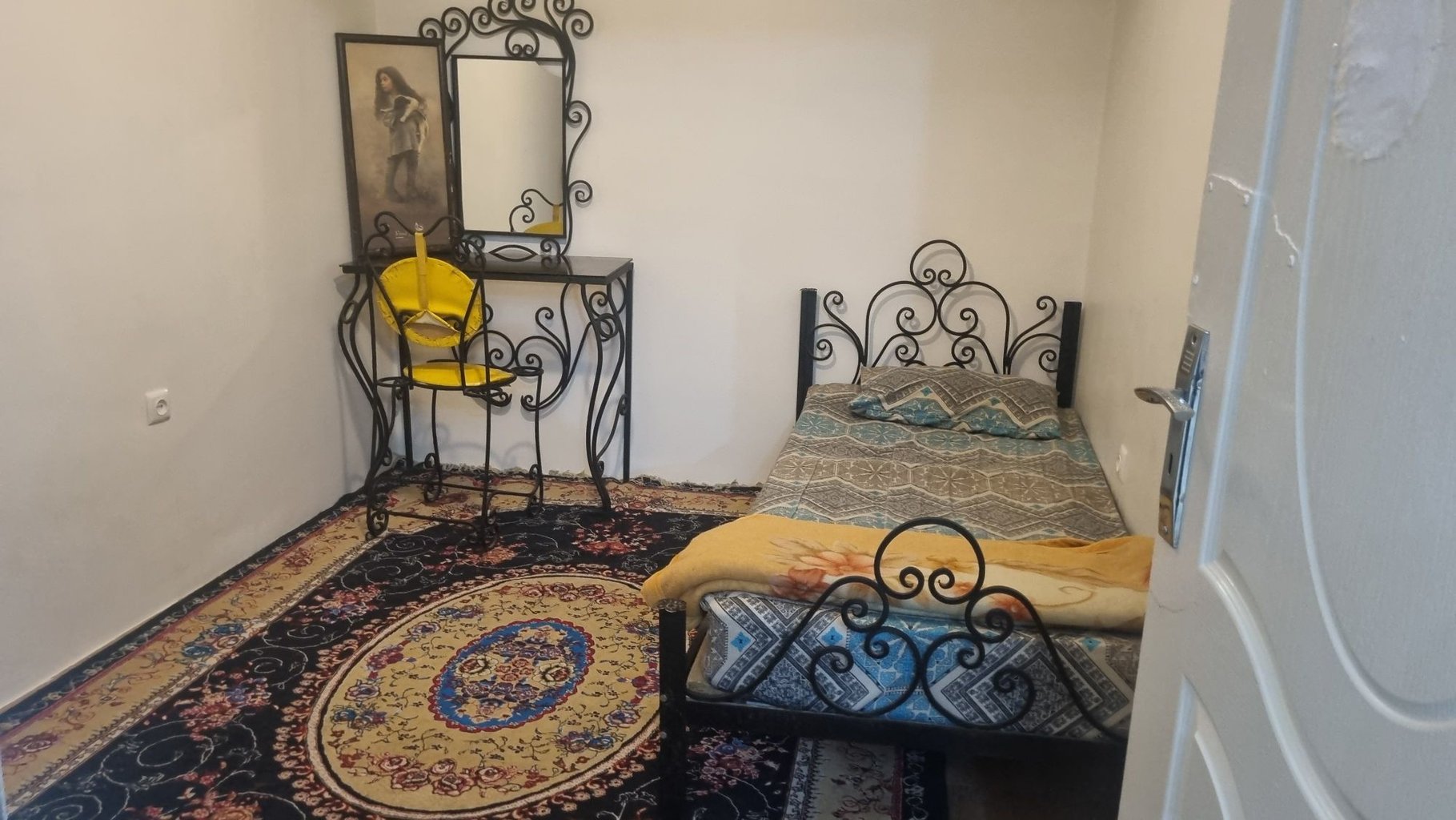 آپارتمان دوخوابه امیر واحد ۳