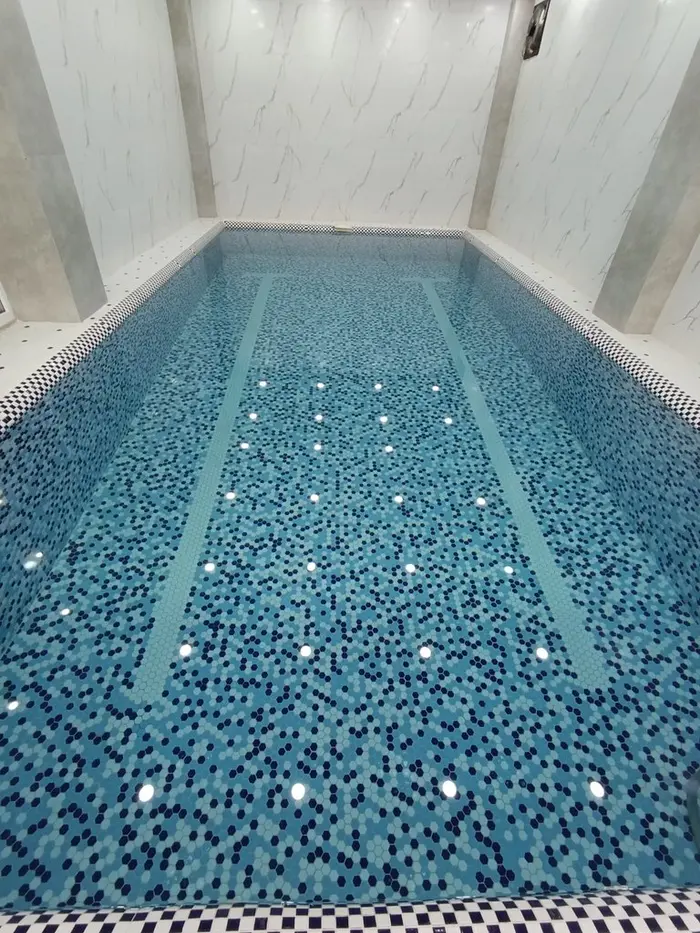 ویلا چهارخوابه تریپلکس استخردار آبگرم عمارت حسینی