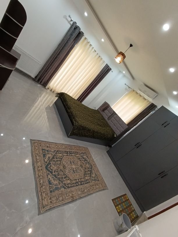 ویلا چهارخوابه تریپلکس استخردار آبگرم عمارت حسینی