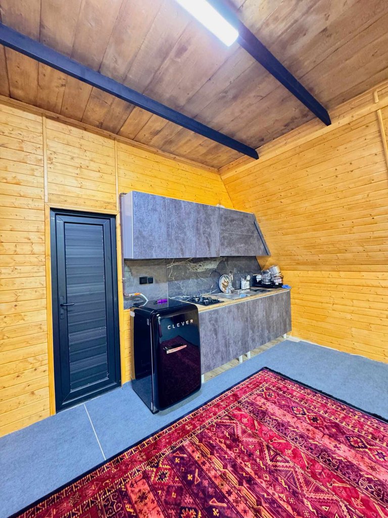 کلبه دو خوابه سوئیسی قلعه رودخان