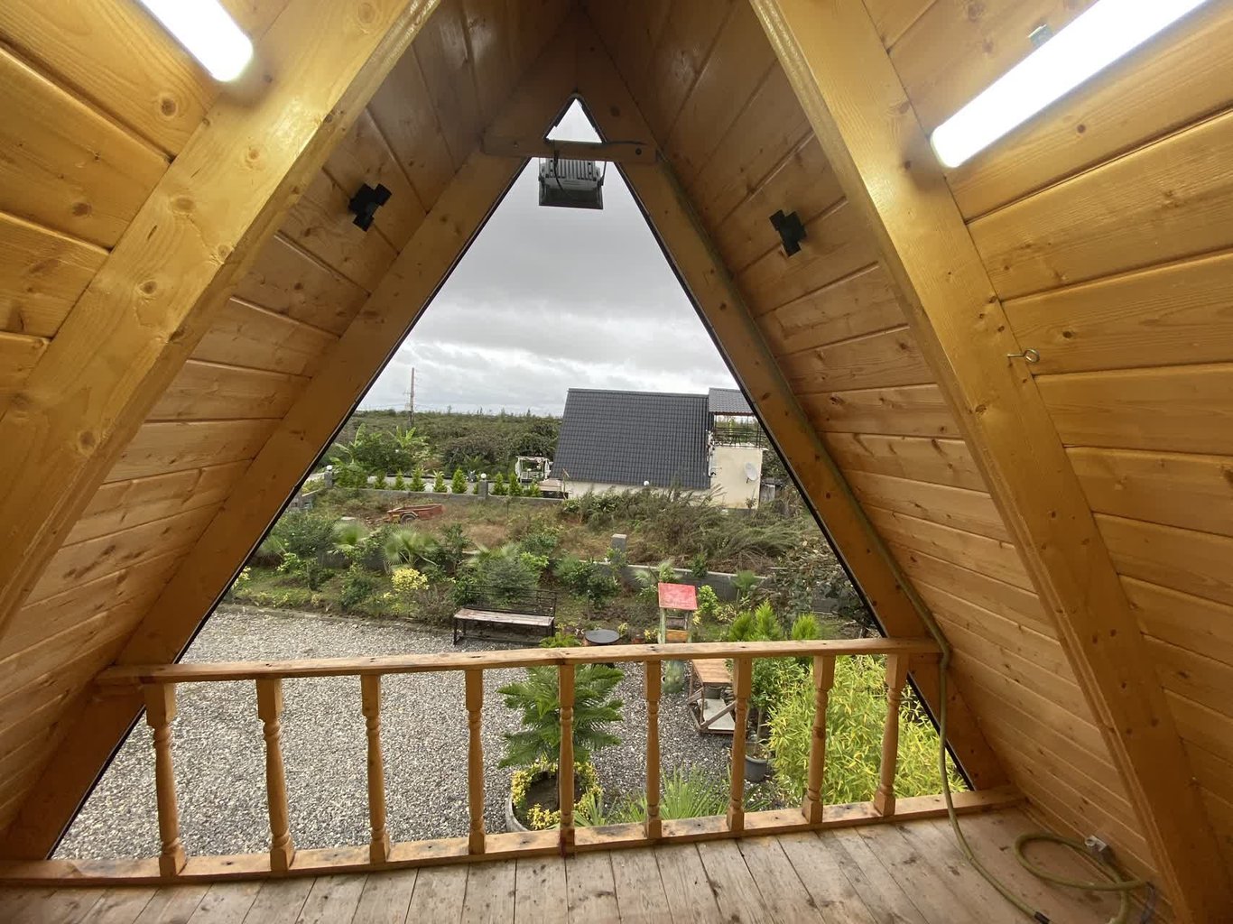 یک خوابه سوئیسی داریوش