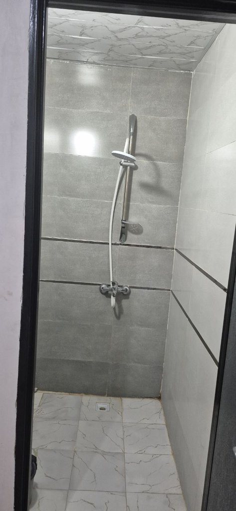 یک خوابه استخردارآب گرم