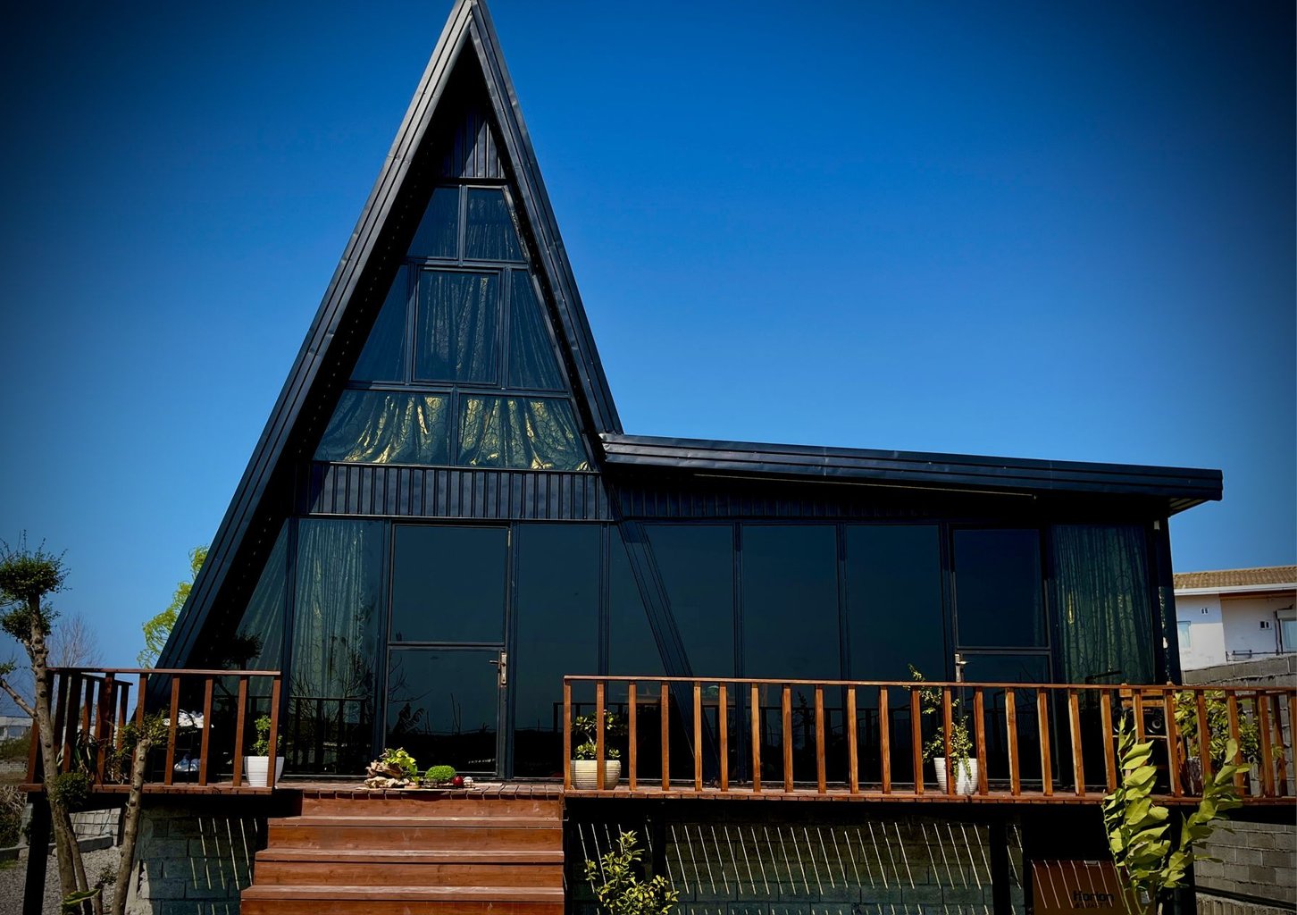 یک خوابه سوئیسی مهیار