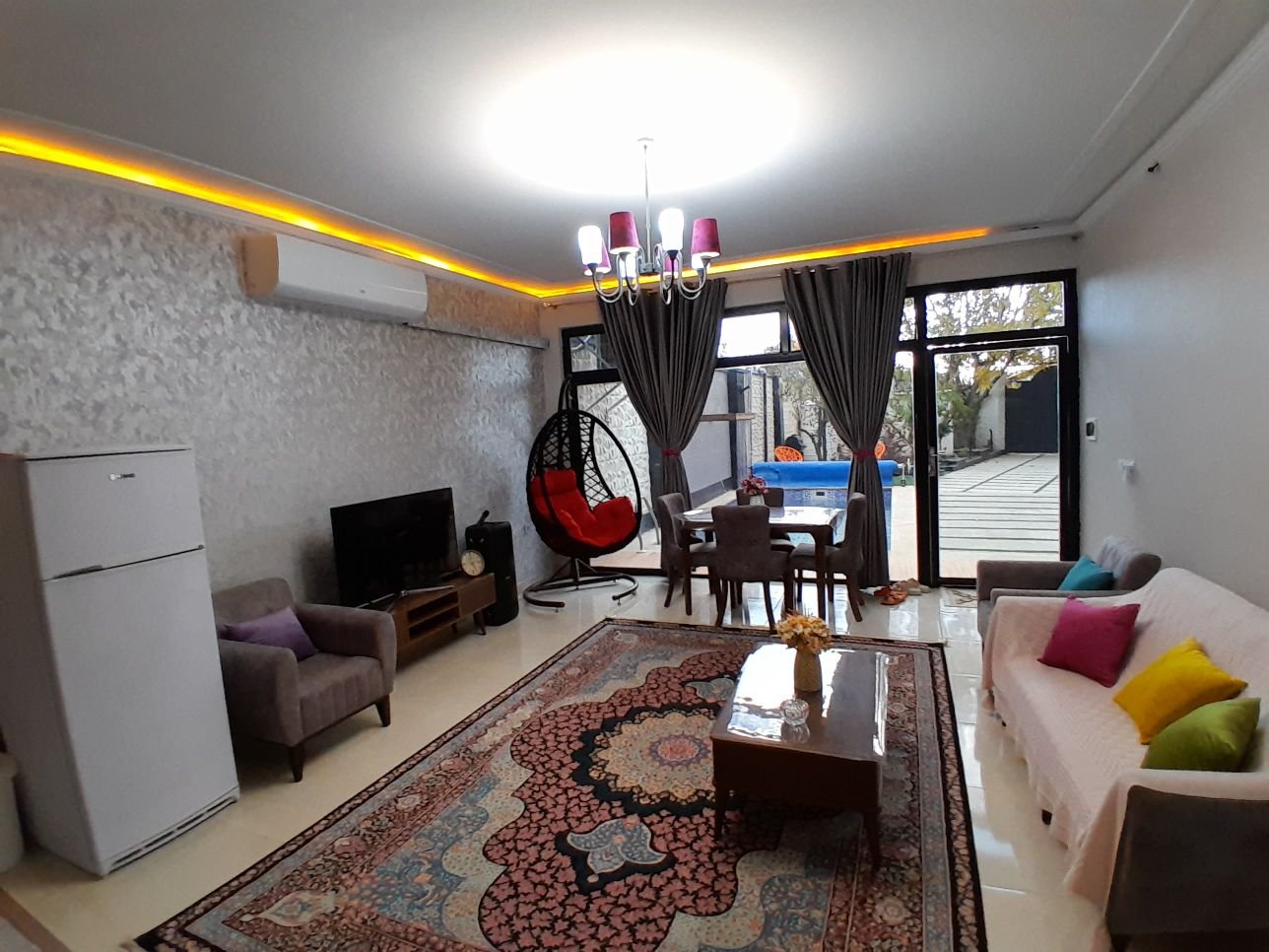 یک خوابه استخردار آبگرم دلناز