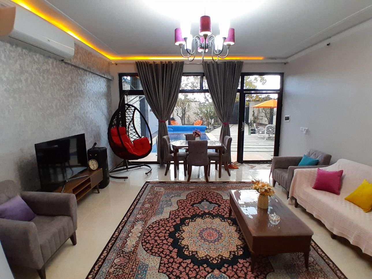 یک خوابه استخردار آبگرم دلناز